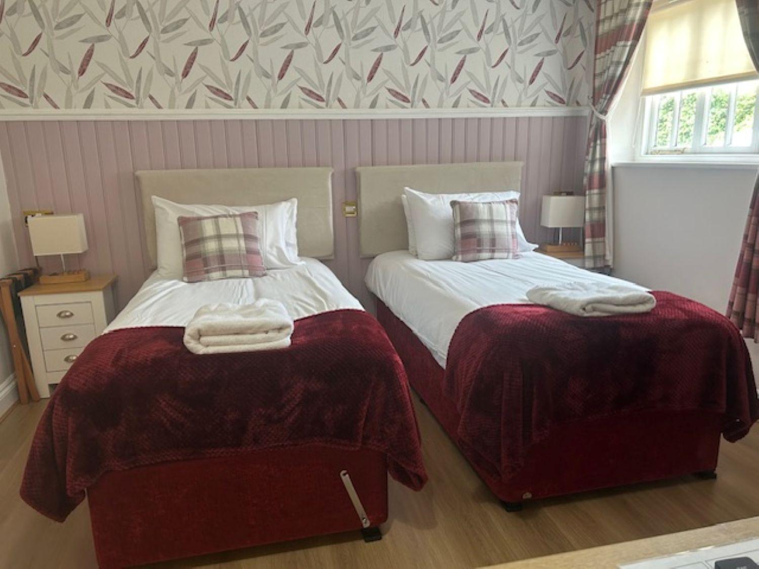 The Evenhill Hotel Кентърбъри Екстериор снимка